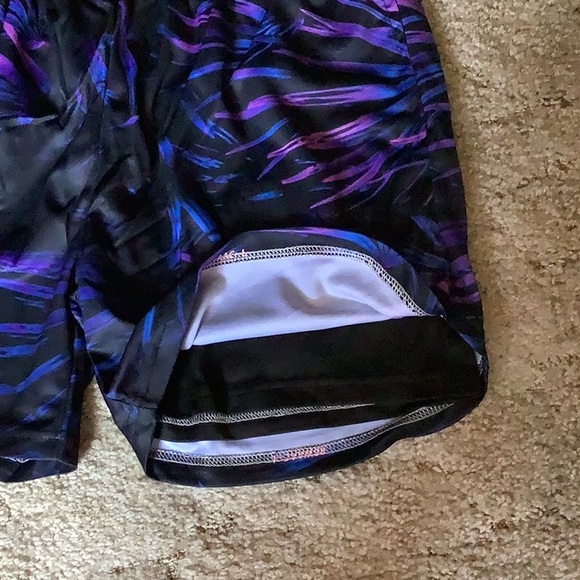 NWT Men’s Swim Trunks - Picture 3 of 6